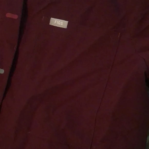 Figs Technical Collection Maroon Button Up Short Sleeve Maroon Scrub Top size XS - Picture 5 of 5